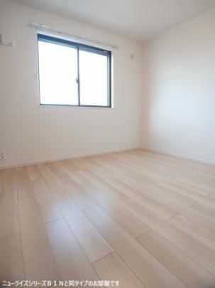 �y���̑��z�@���r���O