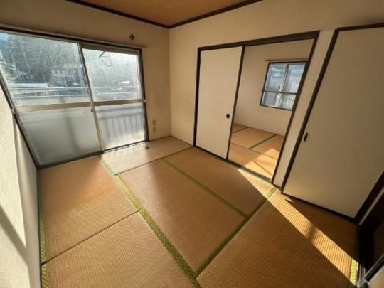 �y���̑��z�@���r���O