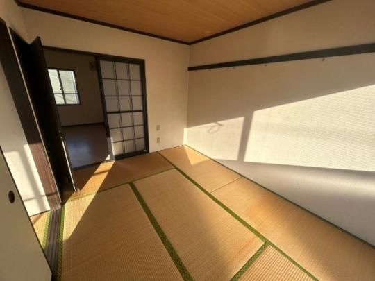 �y���̑��z�@���r���O