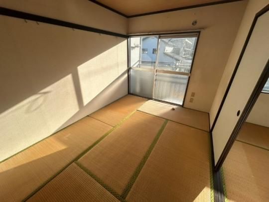 �y���̑��z�@���r���O