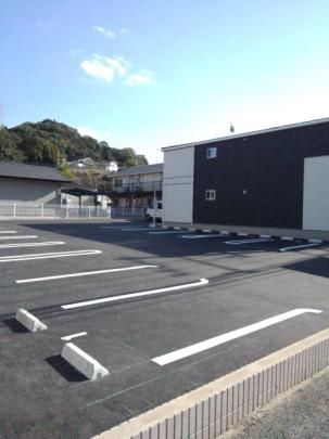 �y���̑��z�@���ԏ�