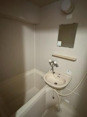 �y���̑��z�@�o�X�^�V�����[