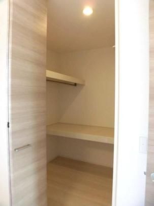 �y���̑��z�@205�@�E�H�[�N�C���N���[�[�b�g