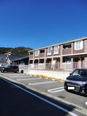 �y���̑��z�@���ԏ�