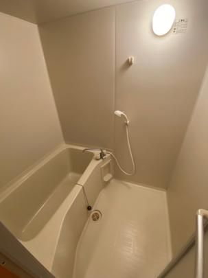 �y���̑��z�@�o�X�^�V�����[