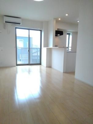 �y���̑��z�@���r���O