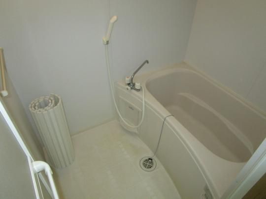 �y���̑��z�@�o�X�^�V�����[