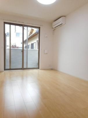 �y���̑��z�@���r���O