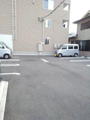 �y���̑��z�@���ԏ�