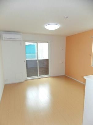 �y���̑��z�@���r���O