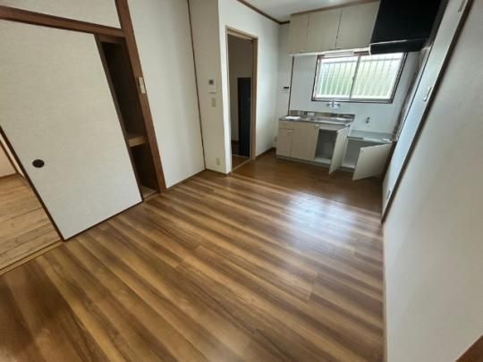 �y���̑��z�@���r���O