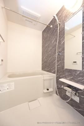 �y���̑��z�@�o�X�^�V�����[