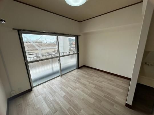 �y���̑��z�@���r���O