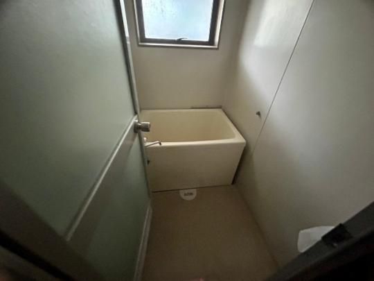 �y���̑��z�@�o�X�^�V�����[