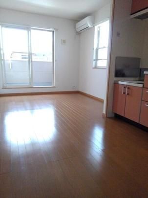 �y���̑��z�@���r���O