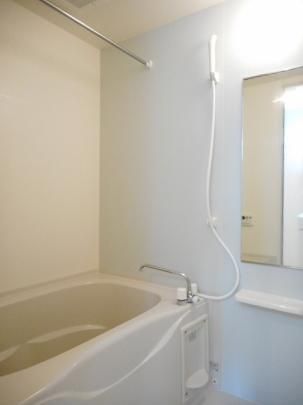 �y���̑��z�@�o�X�^�V�����[